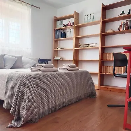 Preciosa Casa Grande Con Patio En 8pax Vakantiehuis *