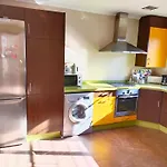 Preciosa Casa Grande Con Patio En 8pax بيت للعطل *