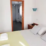 Preciosa Casa Grande Con Patio En 8pax بيت للعطل *
