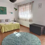 Preciosa Casa Grande Con Patio En 8pax بيت للعطل *