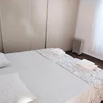 Preciosa Casa Grande Con Patio En 8pax بيت للعطل *