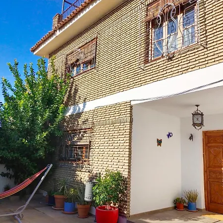 Preciosa Casa Grande Con Patio En 8pax