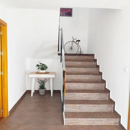 Preciosa Casa Grande Con Patio En 8pax