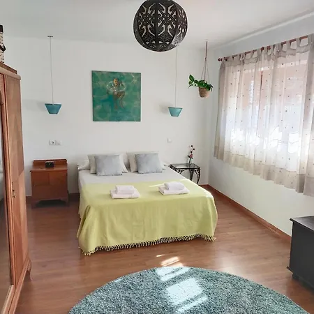 Preciosa Casa Grande Con Patio En 8pax בית נופש סביליה